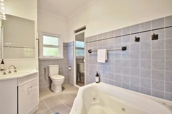 Dolphin Sands - Accommodation Bookings 7