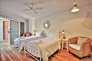 Dolphin Sands - Accommodation Bookings 9