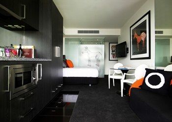 Art Series - The Cullen - Accommodation Bookings 7