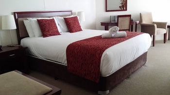 OVR Caloundra - Accommodation Bookings 7