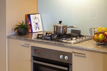 Apartments @ Glen Waverley - Accommodation Bookings 24