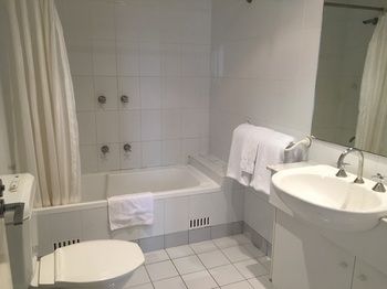 AEA The Coogee View Serviced Apartments - Accommodation Bookings 3