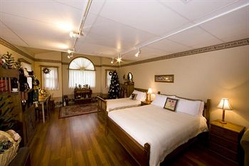 Montville Attic - Accommodation Bookings 3