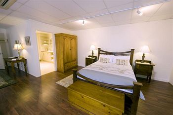 Montville Attic - Accommodation Bookings 20