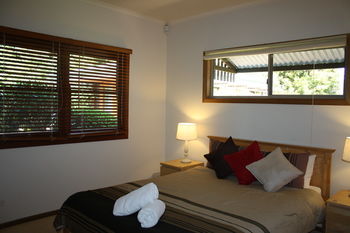 House Of Laurels - Accommodation Bookings 44