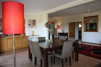House Of Laurels - Accommodation Bookings 51