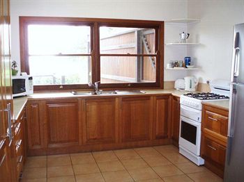 House Of Laurels - Accommodation Bookings 14