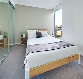 Zara Tower - Luxury Suites And Apartments - Accommodation Bookings 6