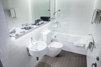 ADGE Boutique Apartment Hotel - Accommodation Bookings 13