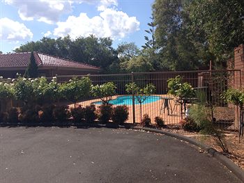 Nunawading Motor Inn - Accommodation Bookings 13