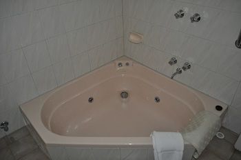 Nunawading Motor Inn - Accommodation Bookings 36