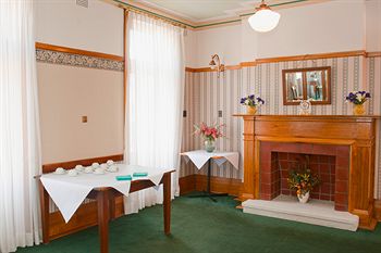 Hotel Gosford - Accommodation Bookings 3