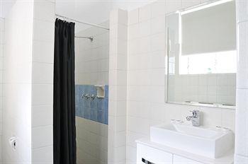 Hotel Gosford - Accommodation Bookings 13