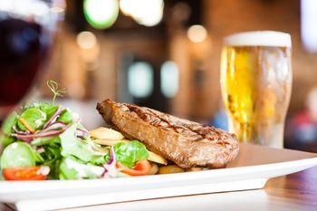 Meadow Inn Hotel-Motel - Accommodation Bookings 16