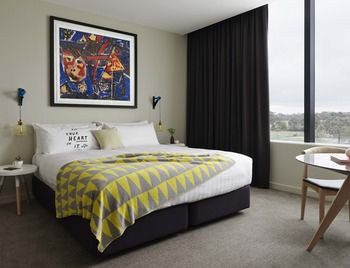 Art Series - The Larwill Studio - Accommodation Bookings 23