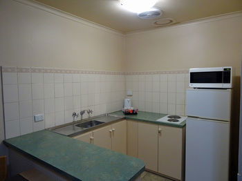 Best Western Fawkner Suites & Serviced Apartments - Accommodation Bookings 8