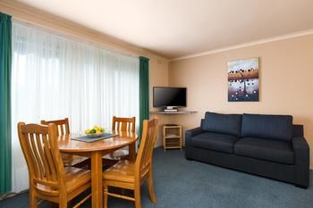 Best Western Fawkner Suites & Serviced Apartments - Accommodation Bookings 13