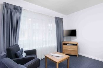 Best Western Fawkner Suites & Serviced Apartments - Accommodation Bookings 54