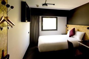 Ibis Budget Sydney East - Accommodation Bookings 19