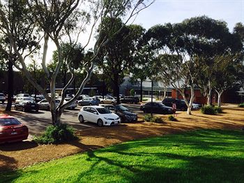 Box Hill Studios At Canterbury Gardens - Accommodation Bookings 1