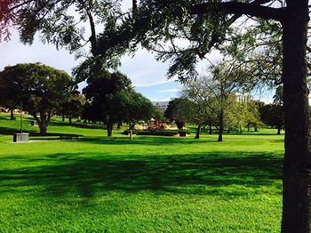 Box Hill Studios At Canterbury Gardens - Accommodation Bookings 24