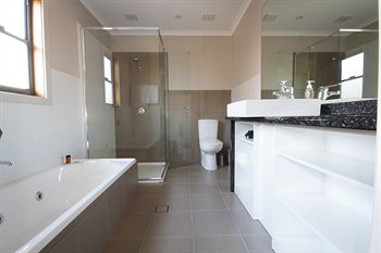 The Edgewater Bed & Breakfast - Accommodation Bookings 2