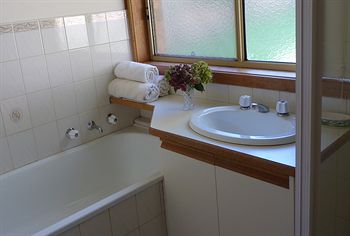 Australian Home Away @ Doncaster Andersons Creek 2 - Accommodation Bookings 0