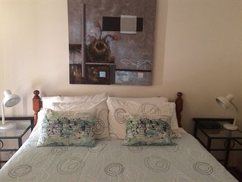 Australian Home Away @ Doncaster Andersons Creek 2 - Accommodation Bookings 1