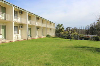 The Tumut Motor Inn - Accommodation Bookings 11
