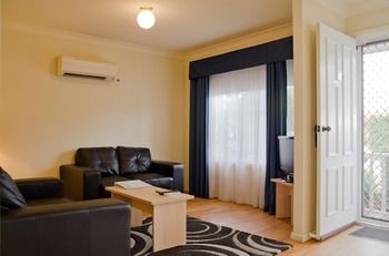Baybrook Motor Inn & Apartments - Accommodation Bookings 24