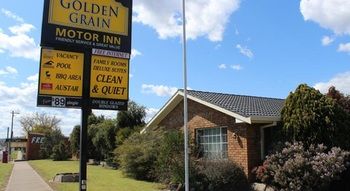 Golden Grain Motor Inn - Accommodation Bookings 12