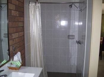 Glenwood Tourist Park & Motel - Accommodation Bookings 2