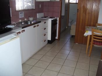 Glenwood Tourist Park & Motel - Accommodation Bookings 4