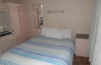 Glenwood Tourist Park & Motel - Accommodation Bookings 28