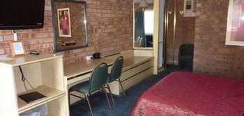 Countryman Motor Inn - Accommodation Bookings 33