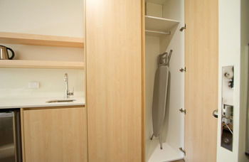 Remington Motor Inn - Accommodation Bookings 65
