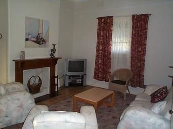 Aaron Cottage - Accommodation Bookings 2