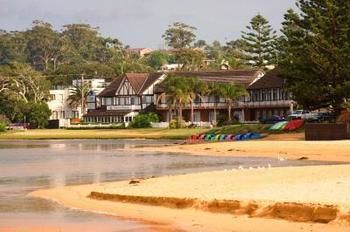 Clan Lakeside Lodge Terrigal - Accommodation Bookings 2