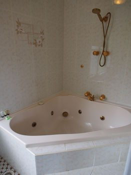 Windmill Motel - Accommodation Bookings 9