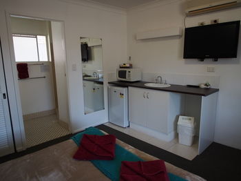 Windmill Motel - Accommodation Bookings 17