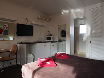 Windmill Motel - Accommodation Bookings 21