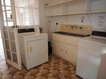 Windmill Motel - Accommodation Bookings 24