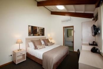 Hunter Valley Hotel Academy - Accommodation Bookings 3