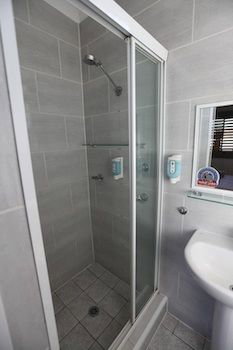 Across Country Motel And Serviced Apartments - Accommodation Bookings 13