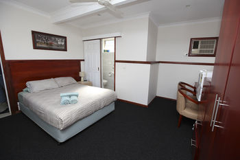 Across Country Motel And Serviced Apartments - Accommodation Bookings 15