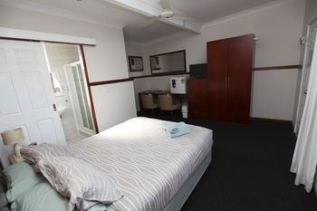 Across Country Motel And Serviced Apartments - Accommodation Bookings 18