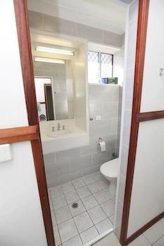 Across Country Motel And Serviced Apartments - Accommodation Bookings 22