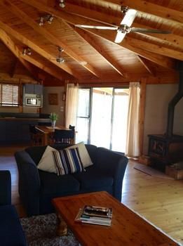 Buffs At Pokolbin - Accommodation Bookings 11