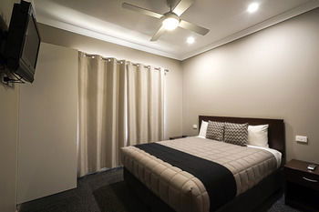 Akuna Motor Inn And Apartments - Accommodation Bookings 9