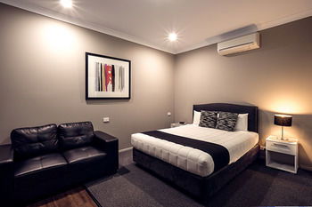 Akuna Motor Inn And Apartments - Accommodation Bookings 13